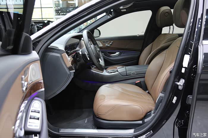奔驰s级2020款s350l商务型臻藏版