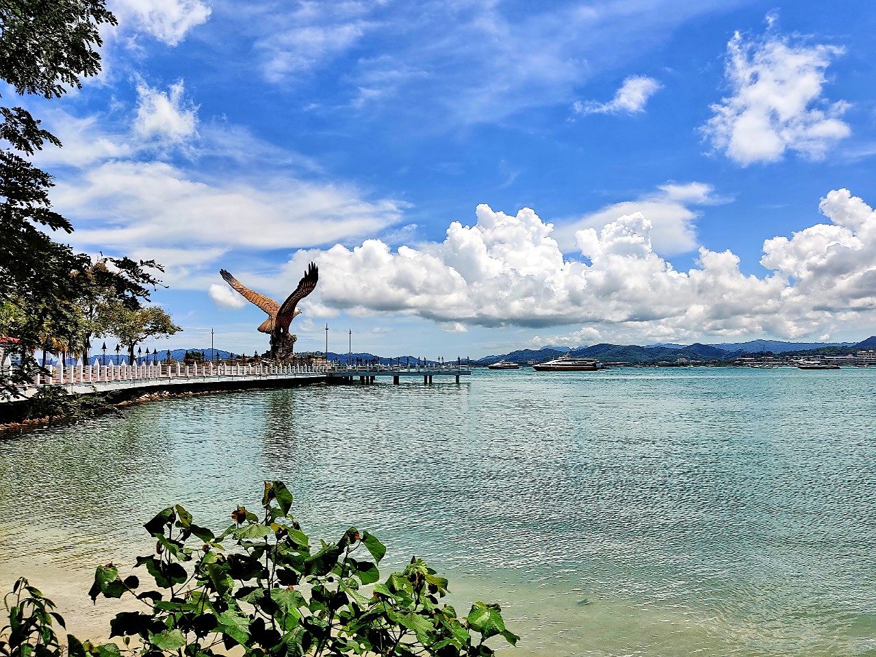 旅游胜地,看大鹏展翅高飞