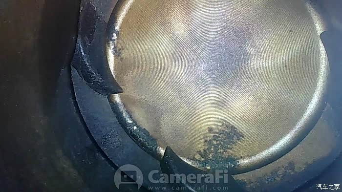 烧机油中招1缸内积碳严重