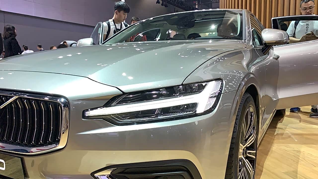 沃尔沃s60终上市,雷神之锤首发广州车展!