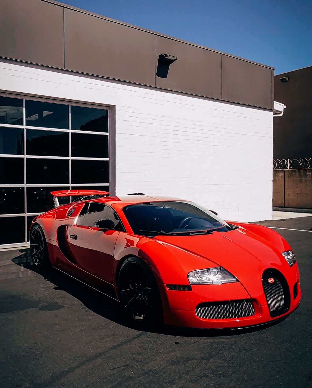 【图】bugatti veyron 这车尾真的霸气_布加迪论坛_汽车之家论坛