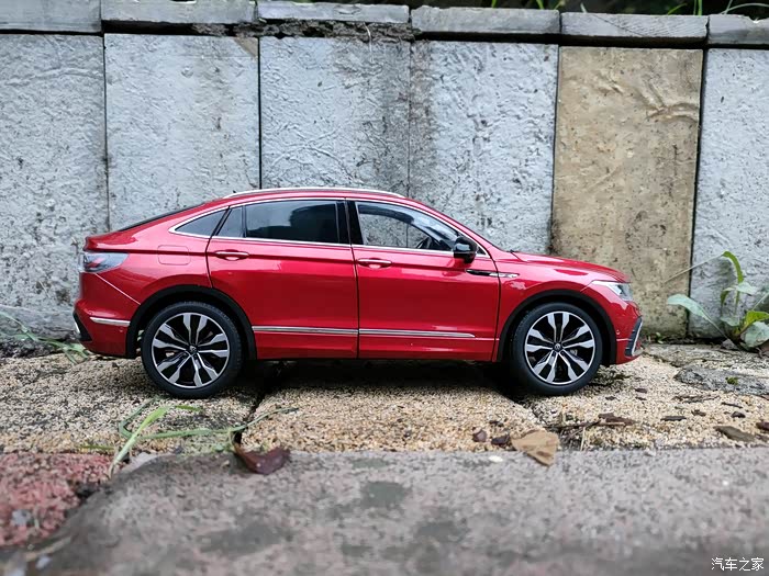 大众最帅的轿跑suv红色途观x确实帅气