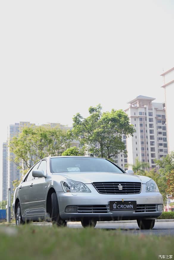 新人交作业12代皇冠