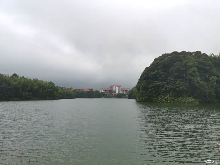 探索避暑胜地,贵州赤水天岛湖之旅