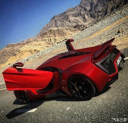 两枚红色神兽,中东的莱肯lykan hypersport,酷
