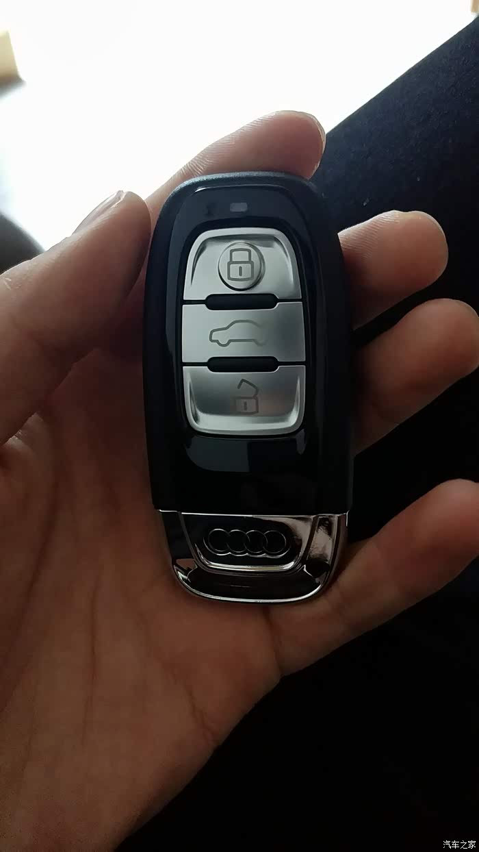 【图】新款上市之际,来发个老款的作业,嘻嘻~_奥迪a8论坛_汽车之家