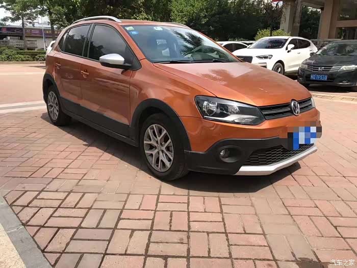 大众polo配上越野套件也太霸气了吧