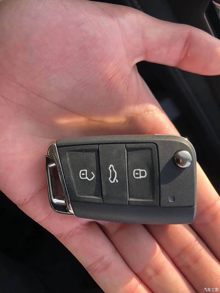 人生第一辆车,途岳开启我的有车生活