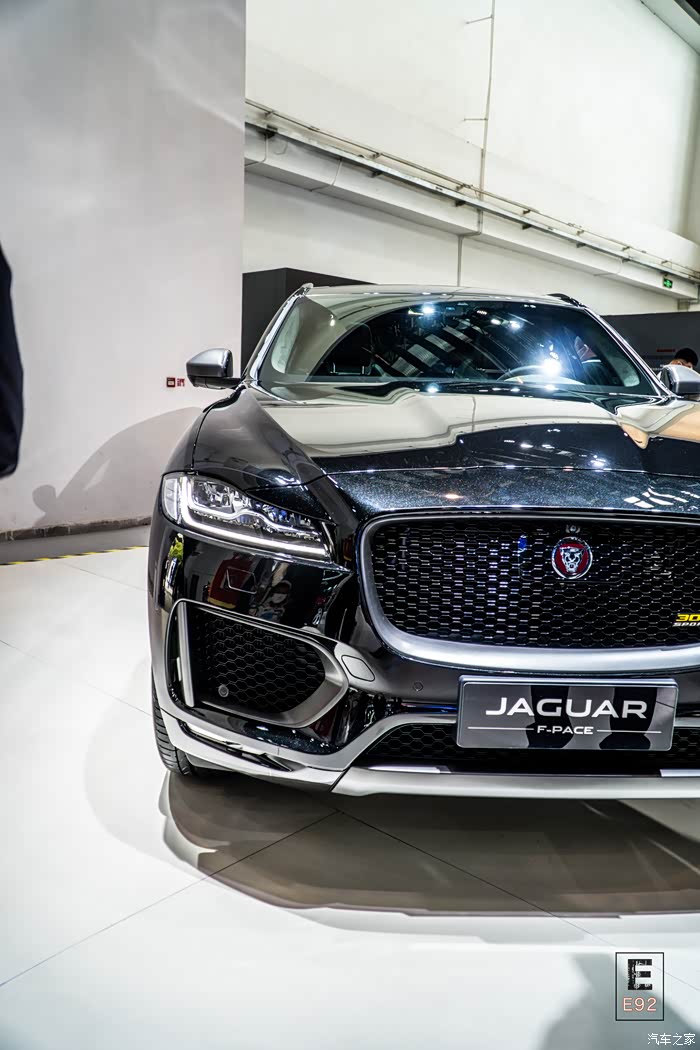 20要50万又爱又恨的捷豹爹不亲娘不爱北京车展捷豹展台