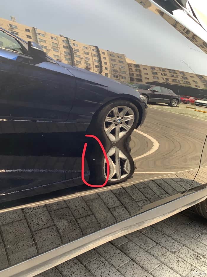 防旁车开门磕碰求助