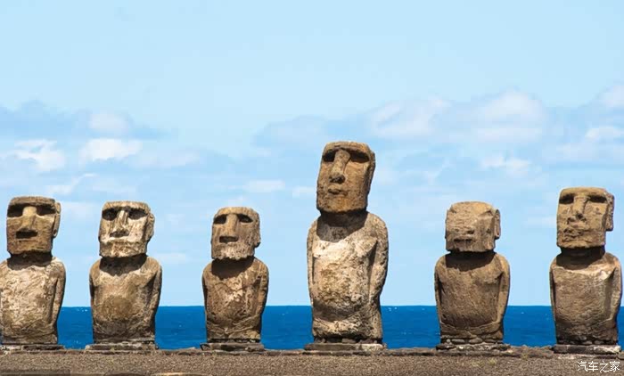 这个头枕我看着像复活岛的石头人,没有头颈