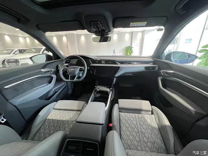 【图】奥迪e-torn sportback 九十万指导价的豪华电动_奥迪e-tron