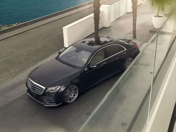 奔驰旗下的imsa s级,百公里加速5.8s,非常优秀