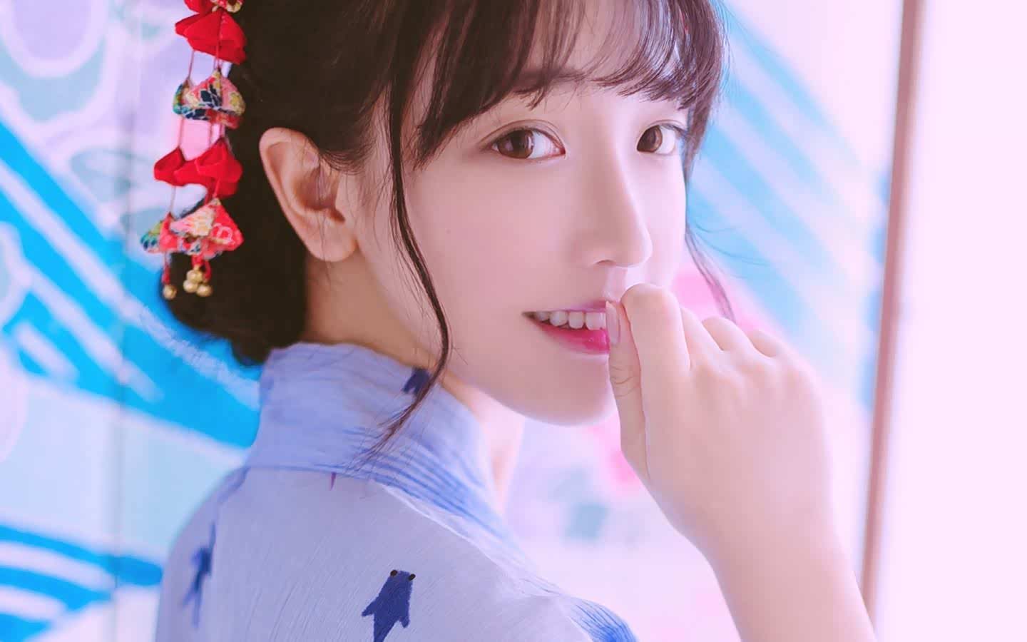 穿着和服优雅的妹子十分漂亮如花似玉闭月羞花