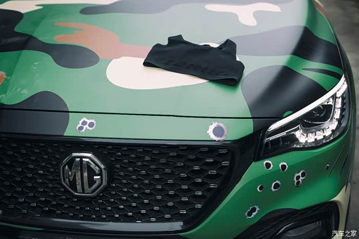 【拍媳妇和爱车】hs迷彩涂装致敬军人梦