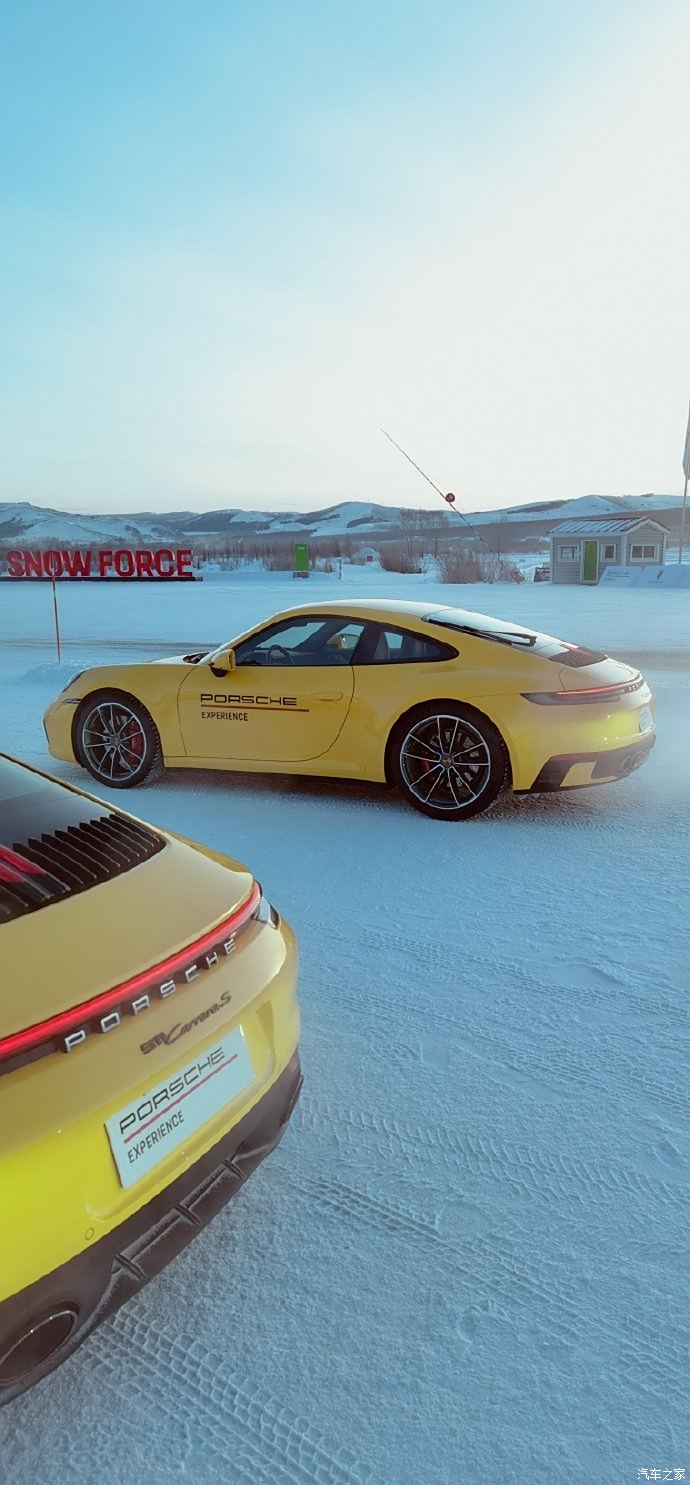 porsche 911,在冰天雪地中最美的风景线