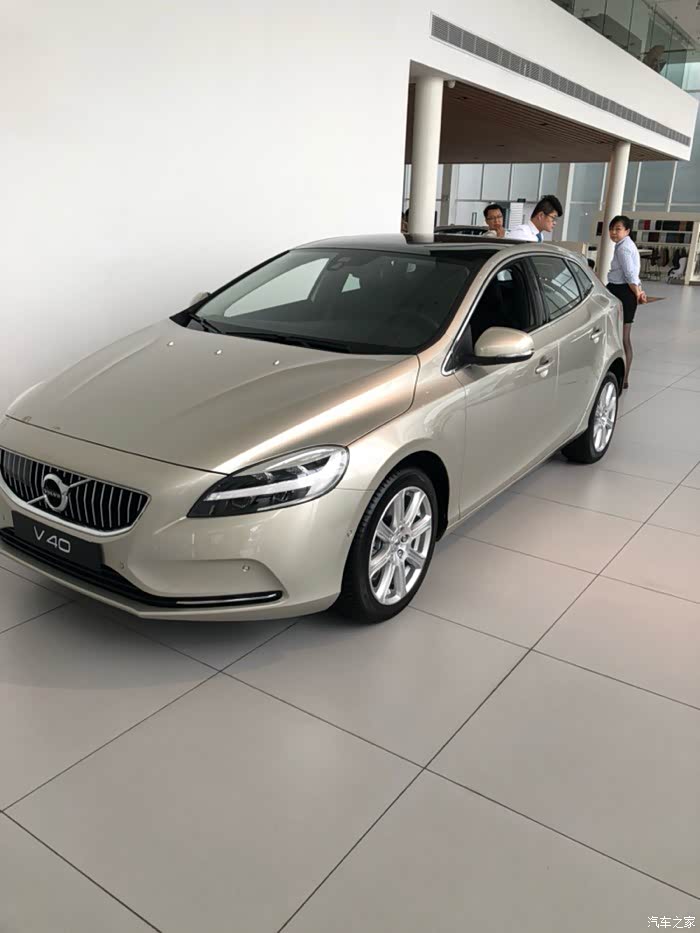 【图】v40颜色选择求建议_沃尔沃v系列论坛_汽车之家论坛