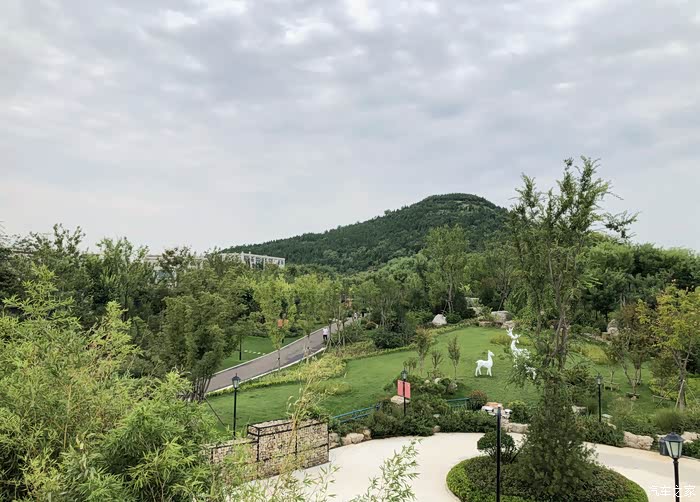 驾车游玩济南cbd后花园——茂岭山公园