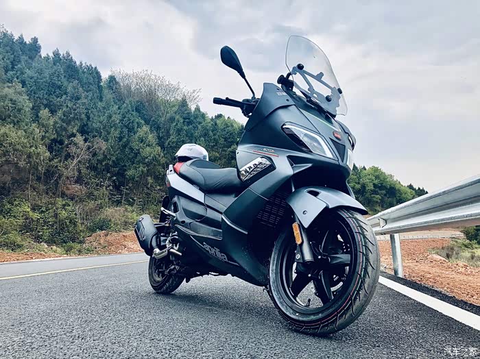 【图】我骑行我快乐,我的阿普利亚srmax250_摩托车论坛_汽车之家论坛