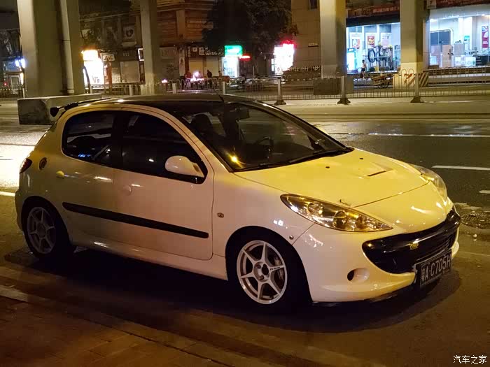 洗完车光亮光亮的