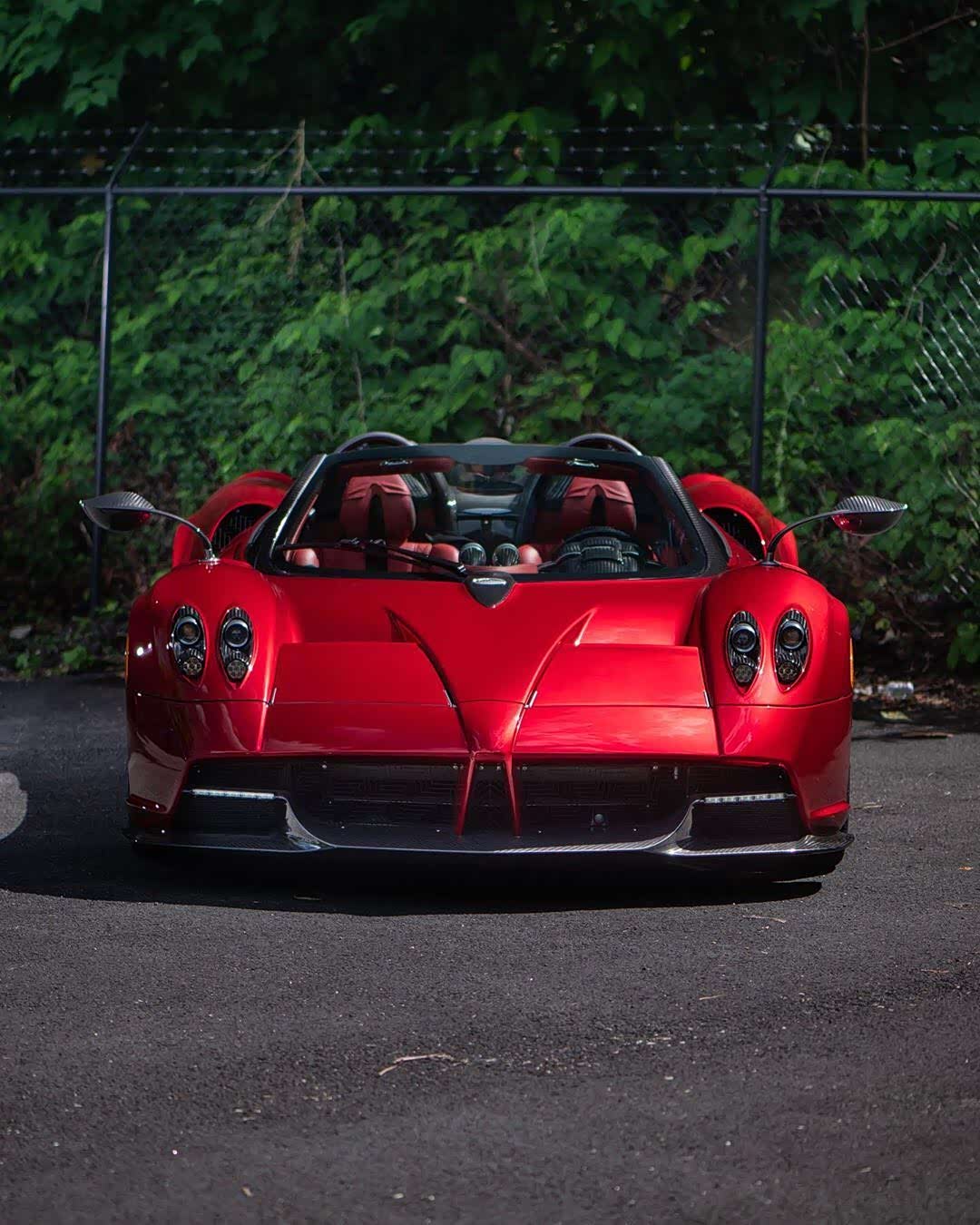 图 格林尼治,帕加尼,红车漆,本车编号21