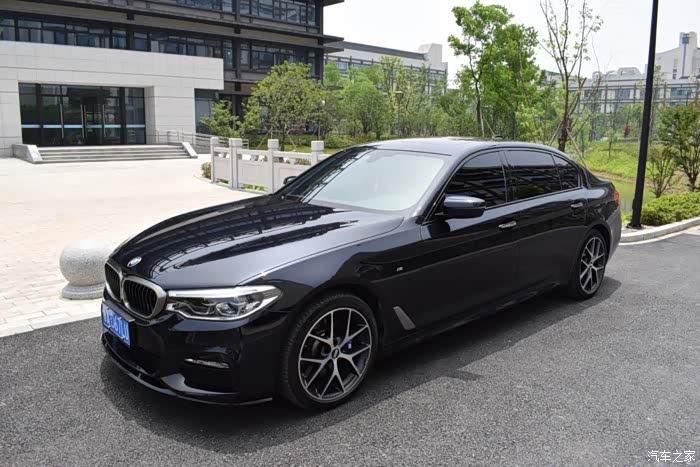 152083 | 回复: 522 宝马5系论坛 献给关注宝马525li的同学,1万公里