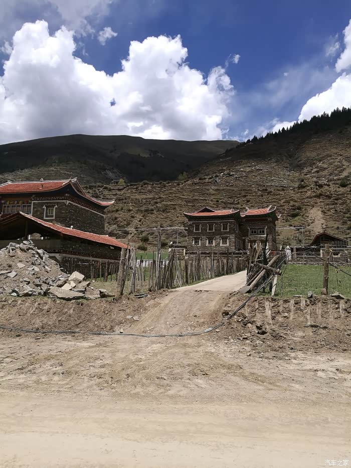 上木居村的民居