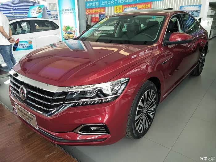 红色帕萨特第一次见不知道大家有没有看到