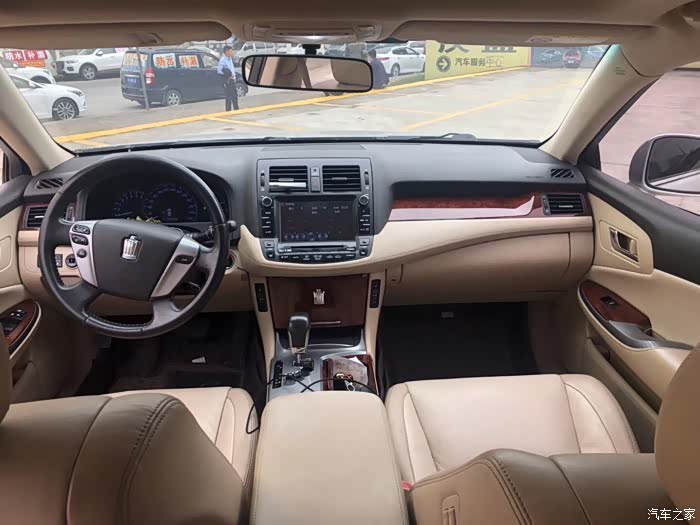 出一台茂名牌13代半皇冠广州看车