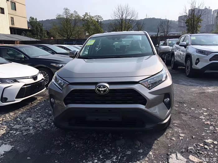 【图】全新荣放2.0都市版首提_rav4荣放论坛_汽车之家论坛