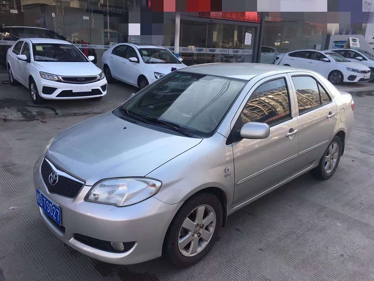 老款的丰田威驰是我最喜欢的省油省心的好车!