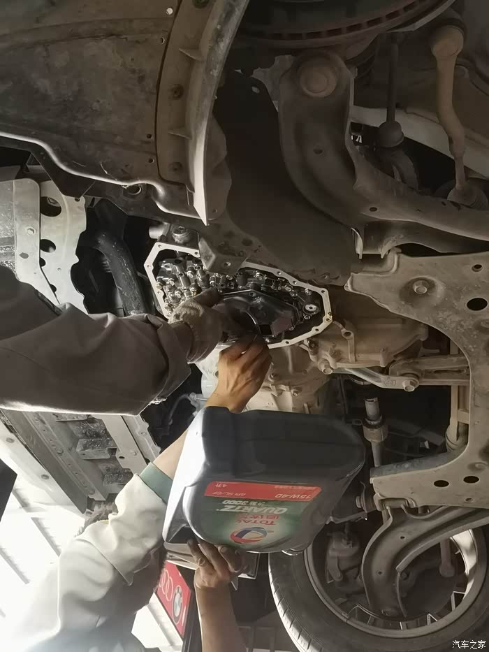 轩逸更换变速箱油