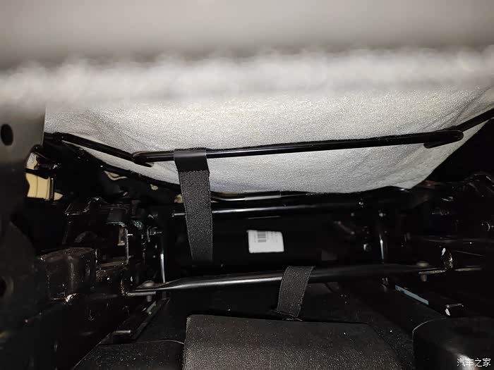 改装案例#自己动手,改装豪越l第2排座椅靠背角度