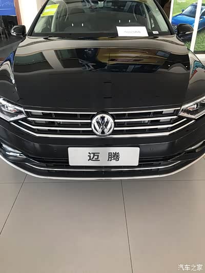 这是2020款的全新迈腾的前脸,个人感觉跟19款的没有什么区别!