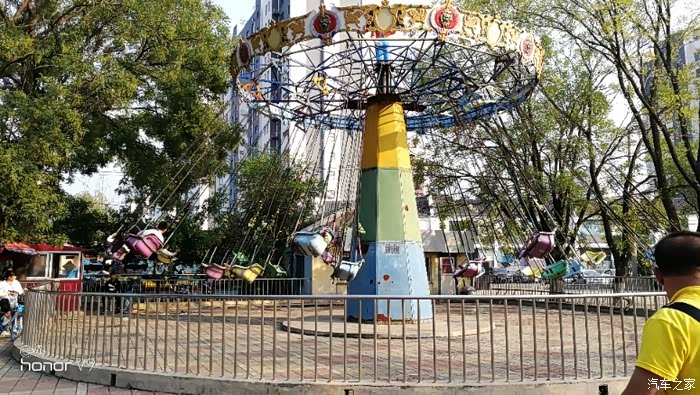 辽阳博越车友会青年湖公园游记寻找童年回忆致青春