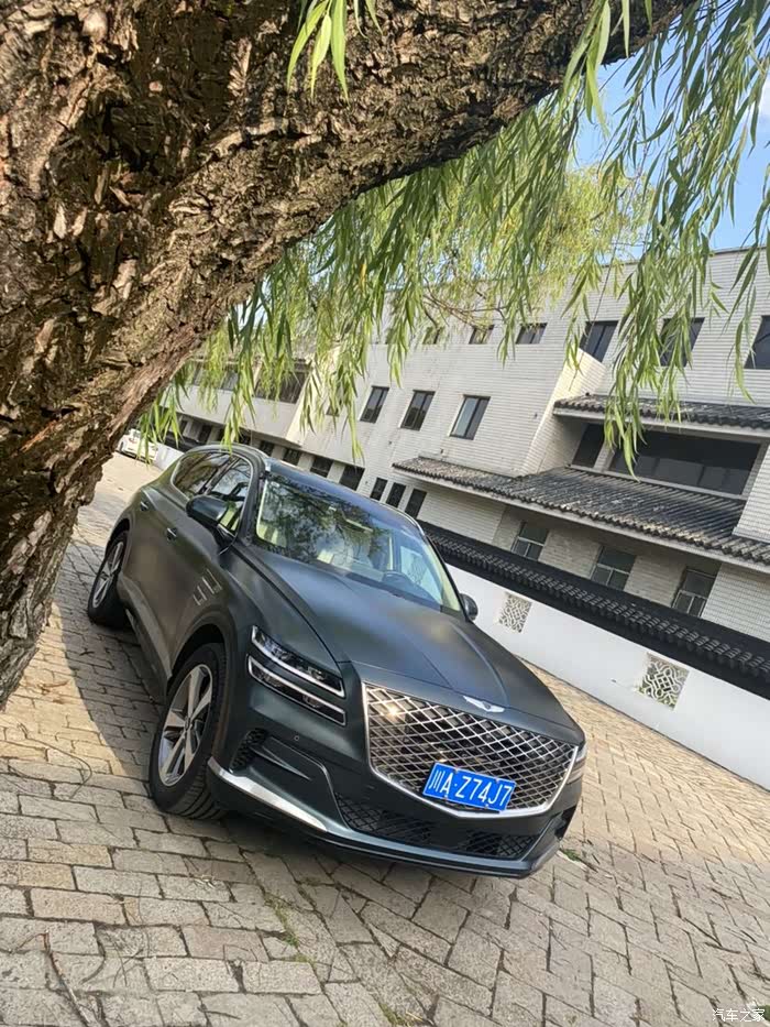 韩国小宾利捷尼赛思genesisi