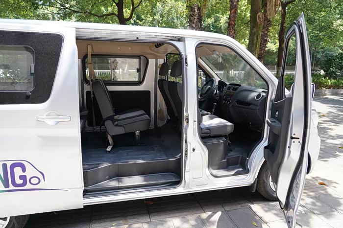 喜提睿行m60再难也要努力生活