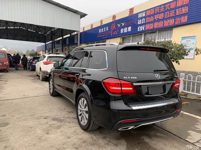 奔驰gls2600公里用车之感受