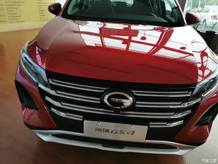 来看看红色传祺gs4也很棒的