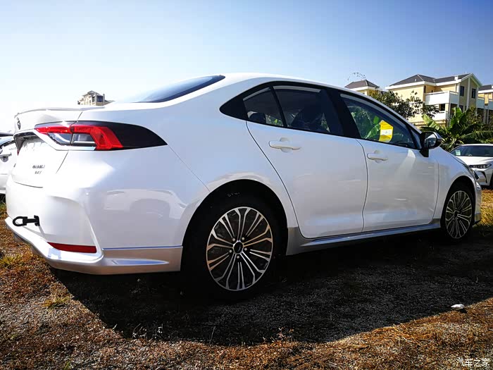 2021款卡罗拉运动版,感觉外观还可以