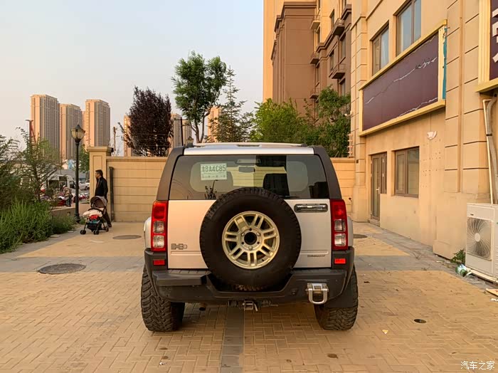 2020折腾了两个悍马h3