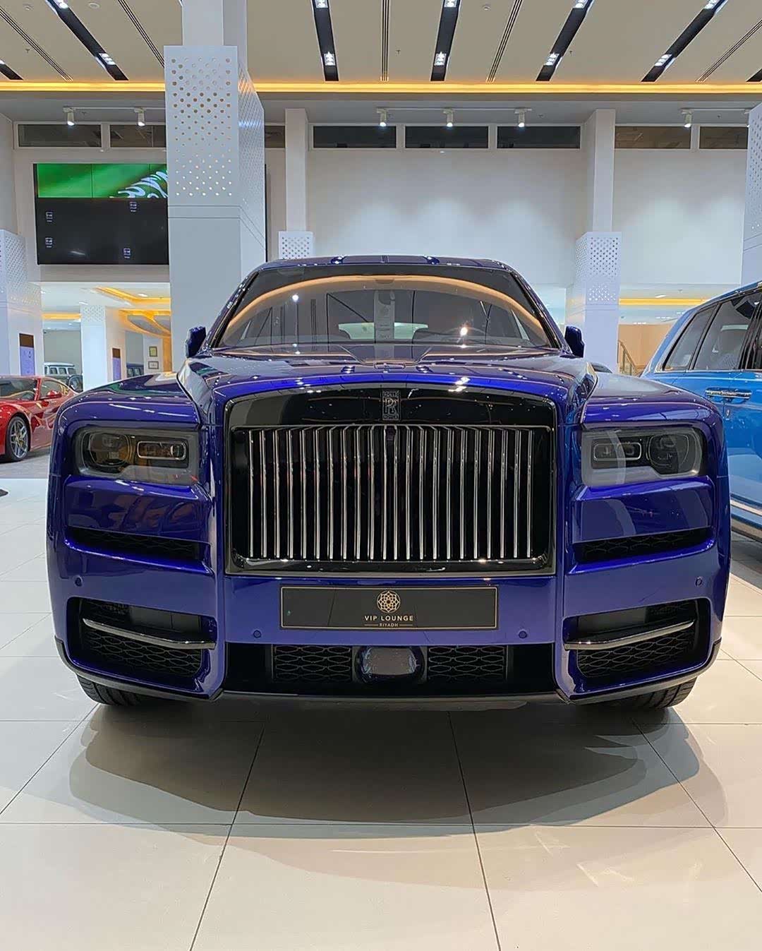 库里南地表最豪华suv当之无愧