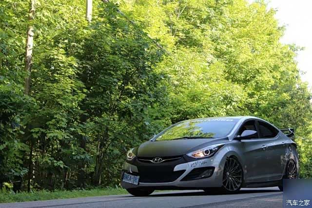 这是一辆由新手亲自动手改装的现代伊兰特