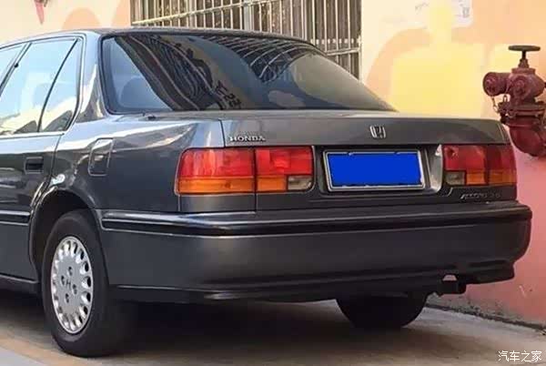 太难得了国内现在还能有这么板的第四代雅阁