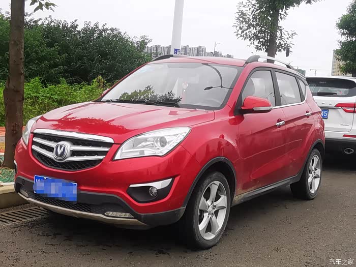 【图】近距离赏析时尚靓丽的红色cs35_长安cs35论坛_汽车之家论坛