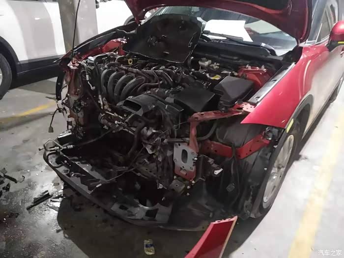 mazda上海之队cx4重伤一位女司机引发的血案