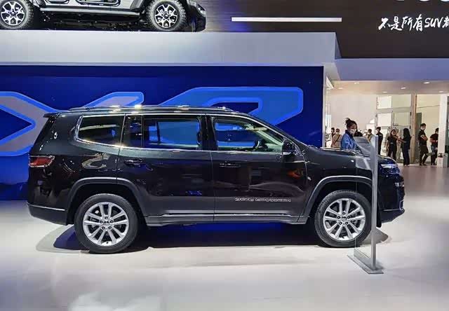 2020款jeep大指挥官亮相北京车展