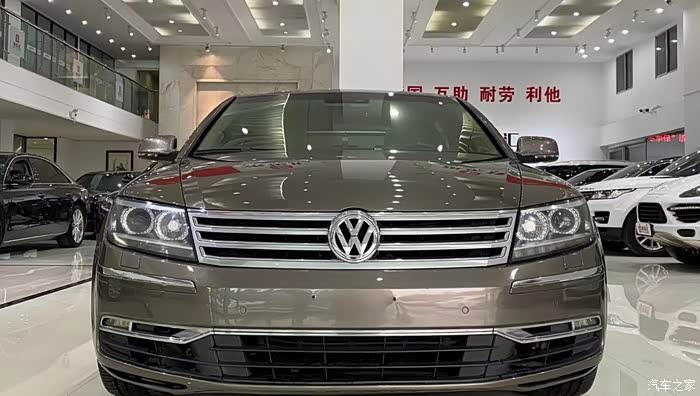 收1112年辉腾36四座