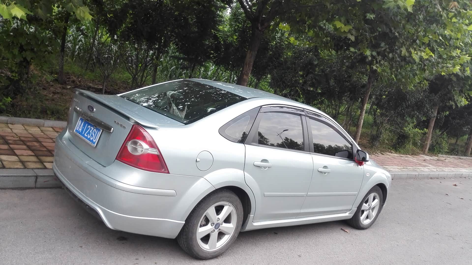 06款20mt福克斯出来冒个泡