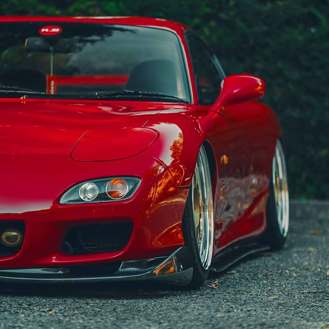 红色马自达rx7跳眼灯贼有个性